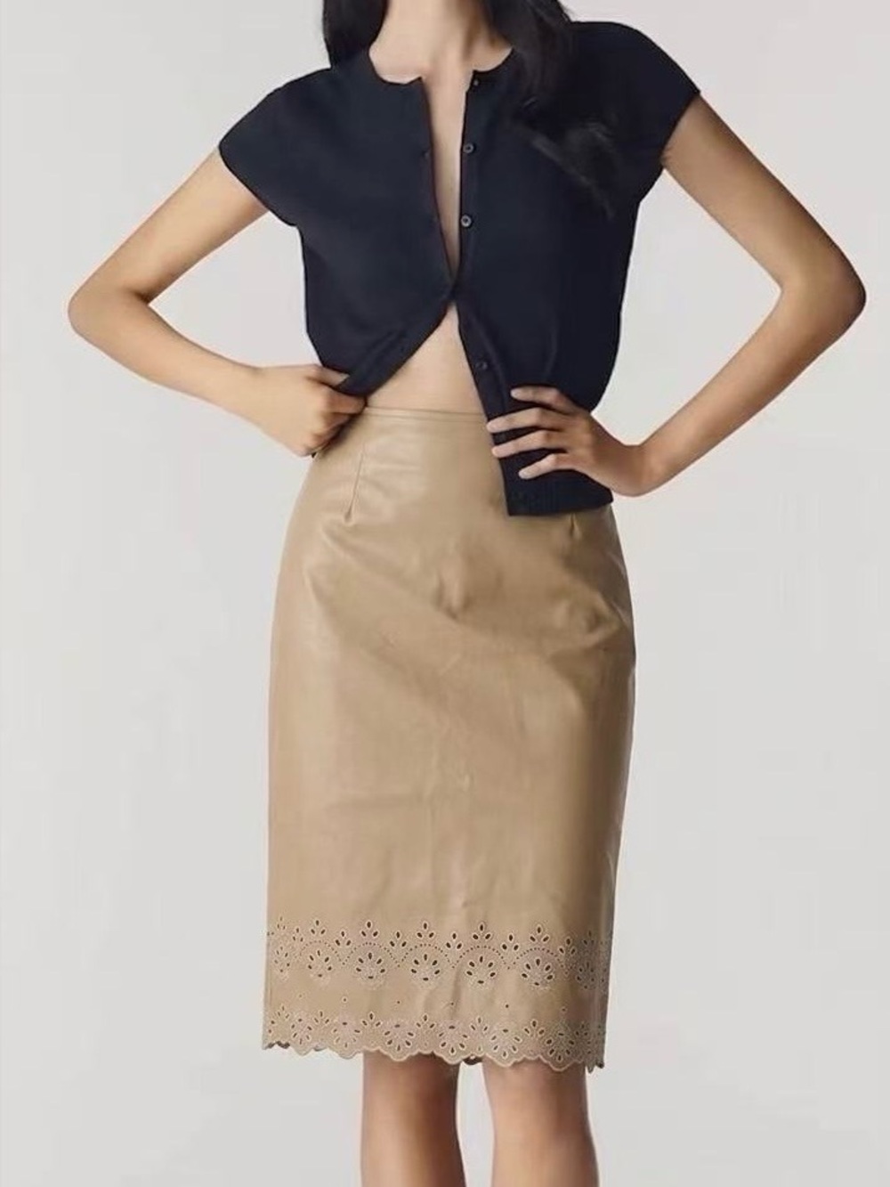✨ Tristan & Iseut Vintage Faux Leather Eyelet Skirt ✨